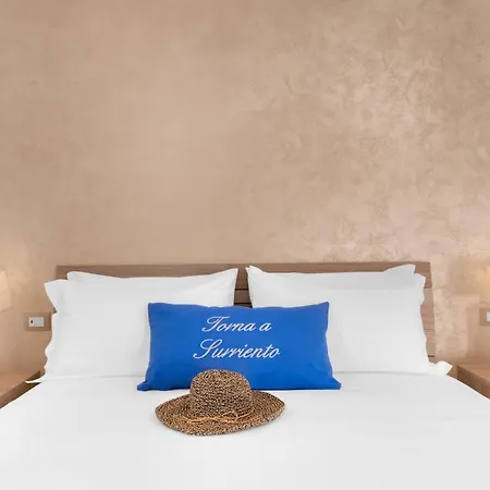 Couette-café Torna A Surriento 4*